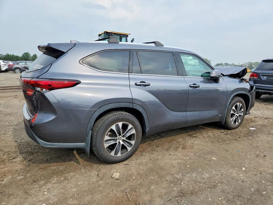 2020 TOYOTA HIGHLANDER HYBRID XLE  
