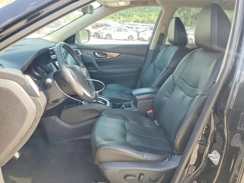 2016 NISSAN ROGUE SL  