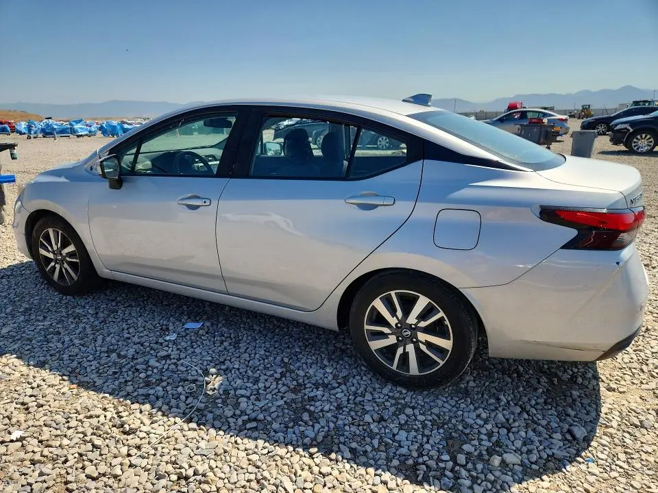 2020 NISSAN VERSA SV  