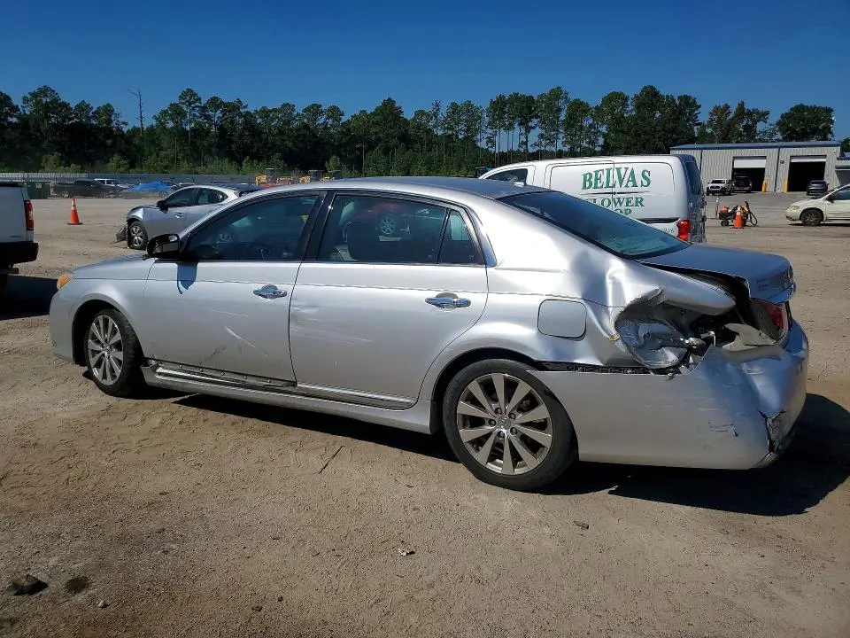 2012 TOYOTA AVALON LIMITED  
