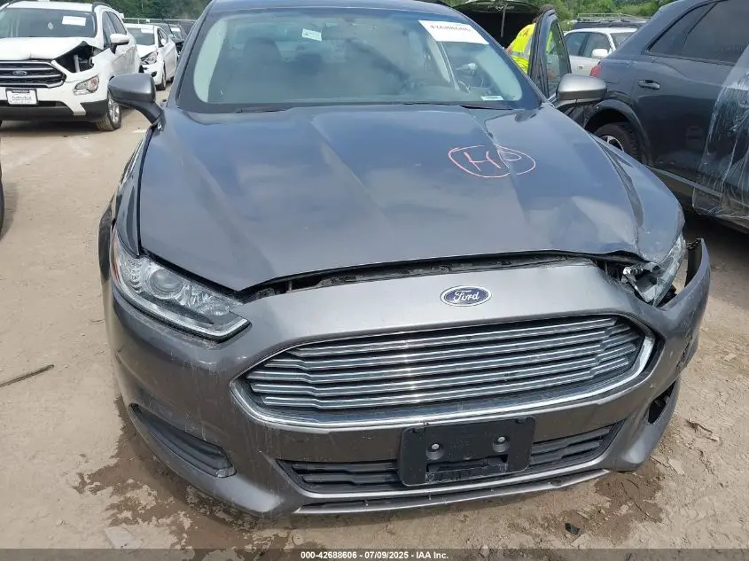 2013 FORD FUSION S