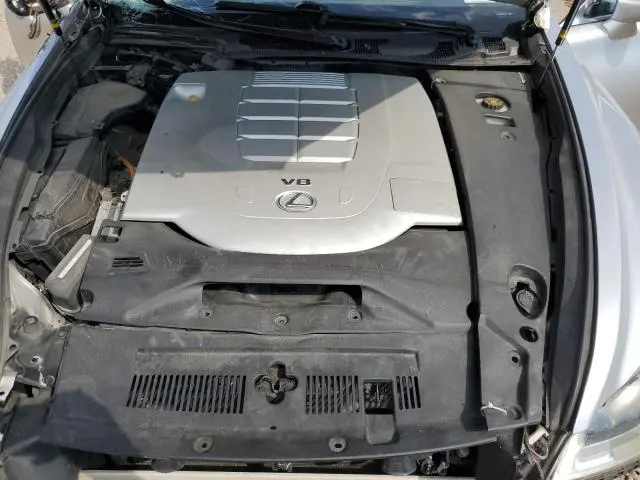 2015 LEXUS LS 460  