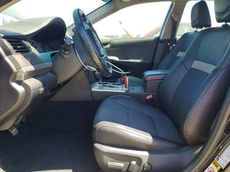 2013 TOYOTA CAMRY SE  