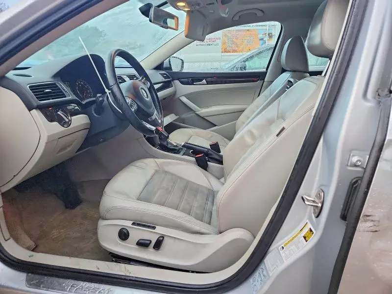 2015 VOLKSWAGEN PASSAT SEL  