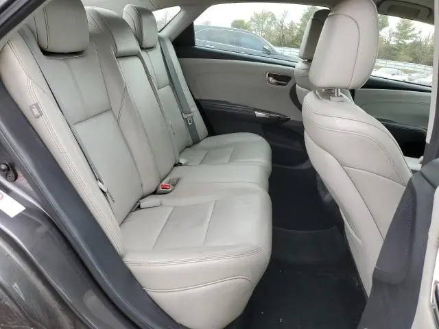 2016 TOYOTA AVALON XLE  