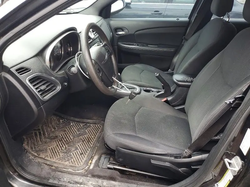 2011 CHRYSLER 200 LX  