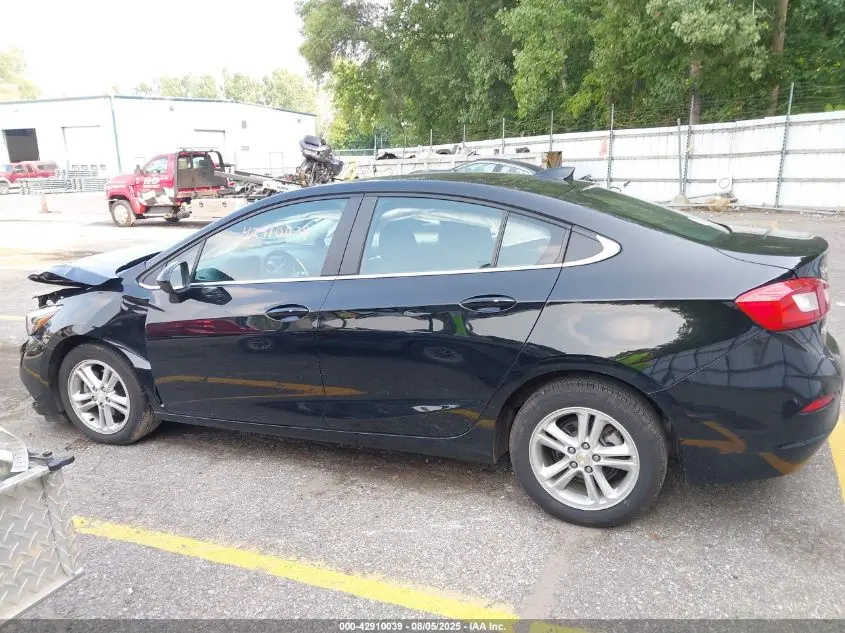 2017 CHEVROLET CRUZE LT AUTO
