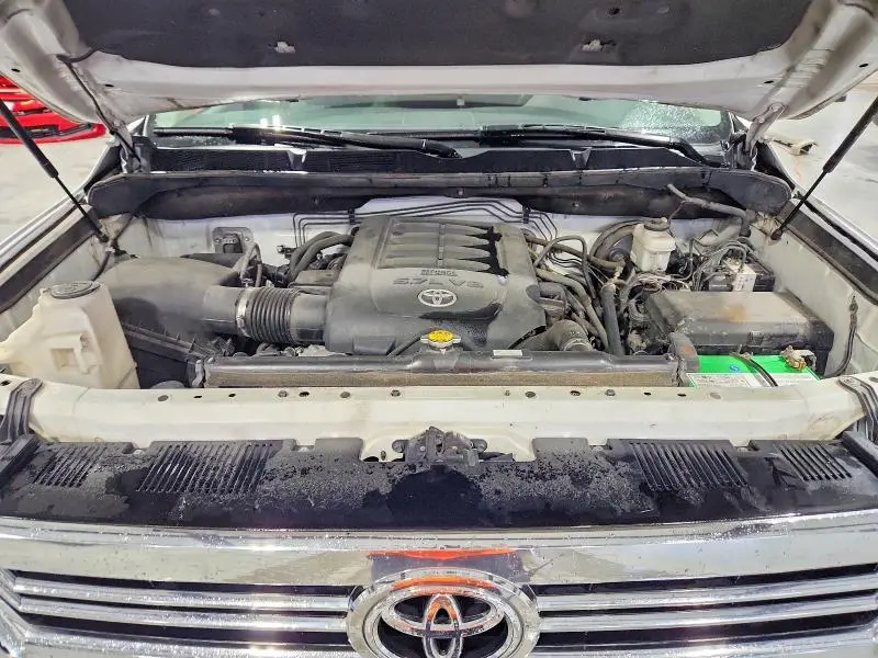 2017 TOYOTA TUNDRA CREWMAX SR5  