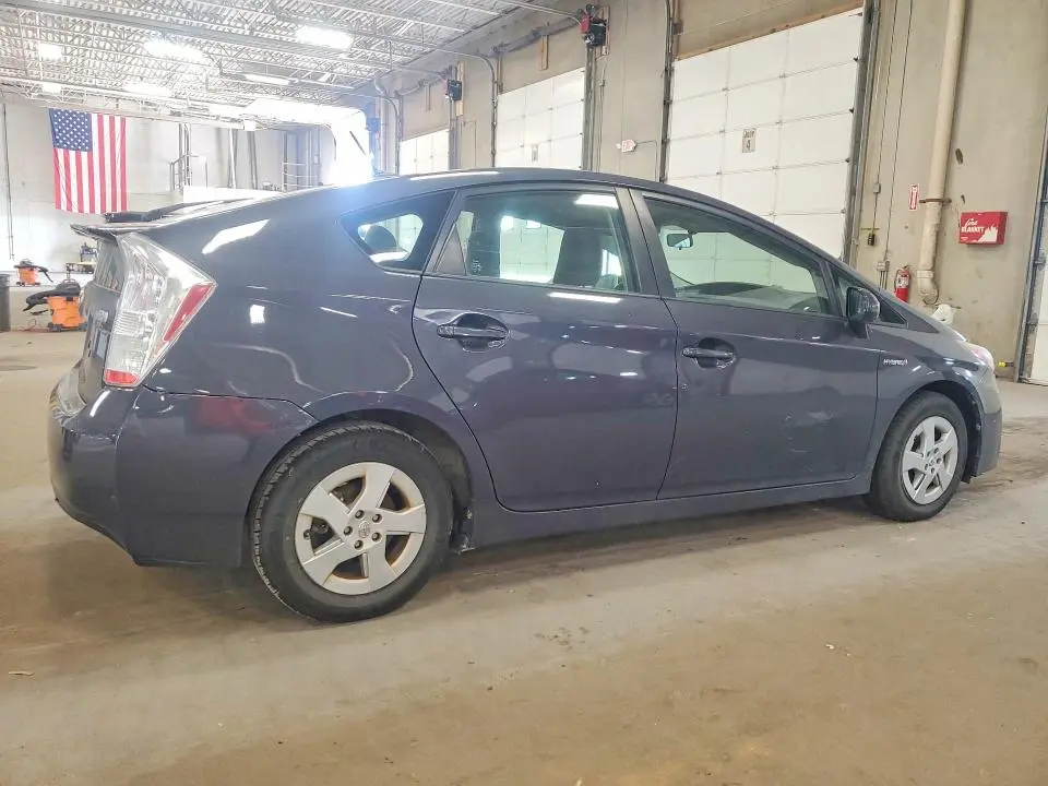 2010 TOYOTA PRIUS II  