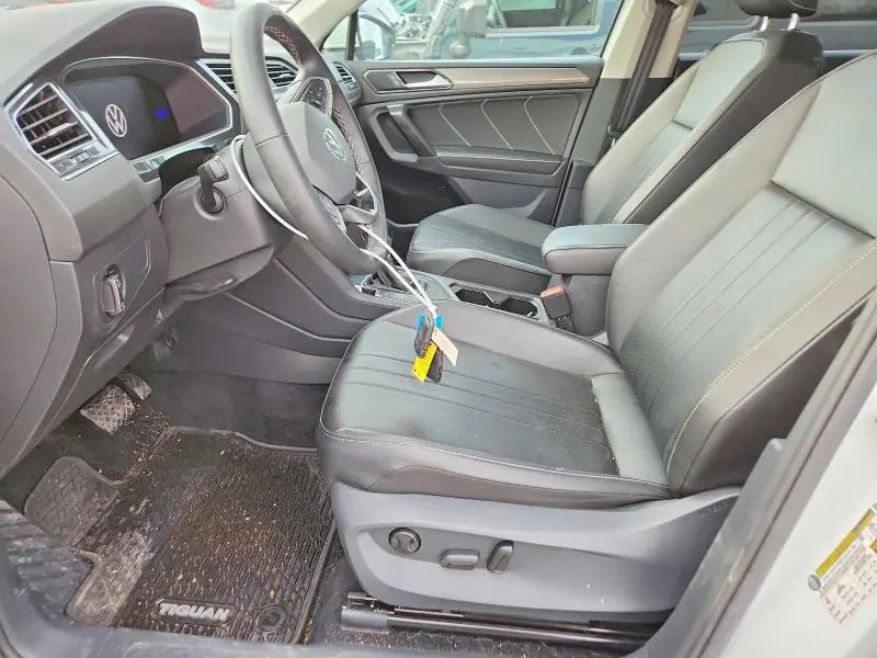 2022 VOLKSWAGEN TIGUAN SE  