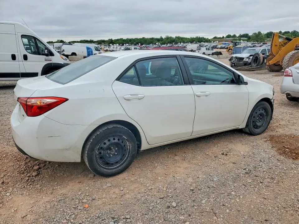 2018 TOYOTA COROLLA LE  