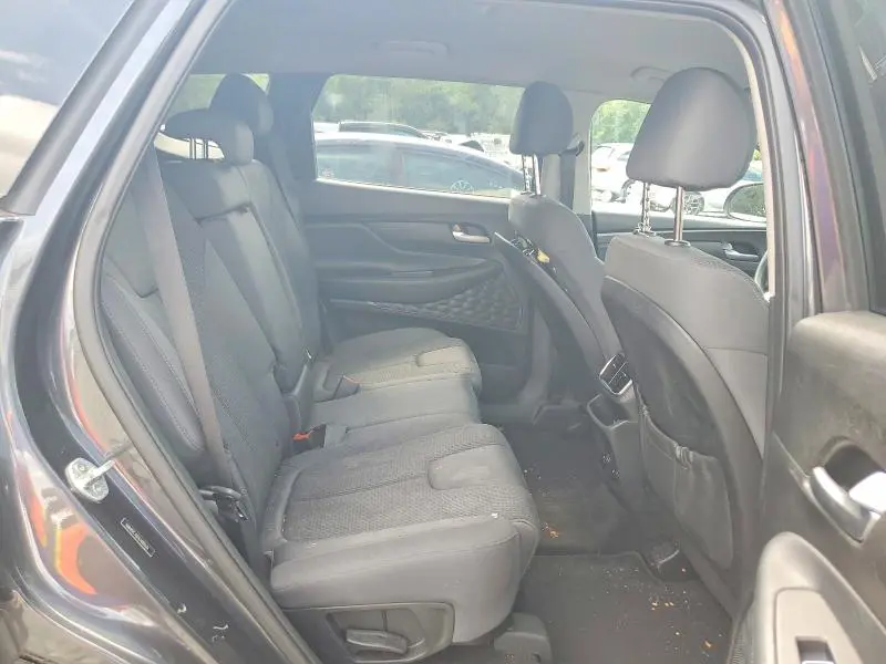 2020 HYUNDAI SANTA FE SE  