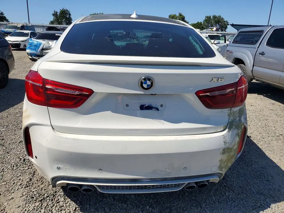 2016 BMW X6 M  