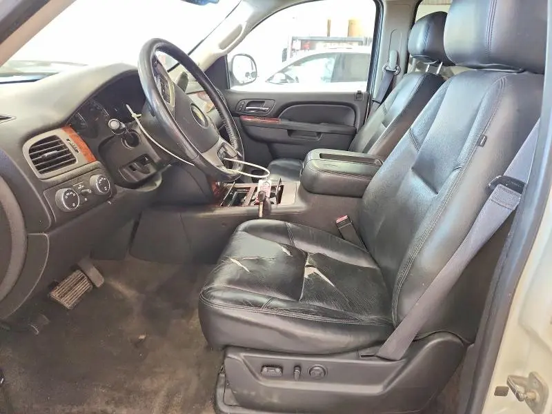 2013 CHEVROLET SUBURBAN K1500 LTZ  
