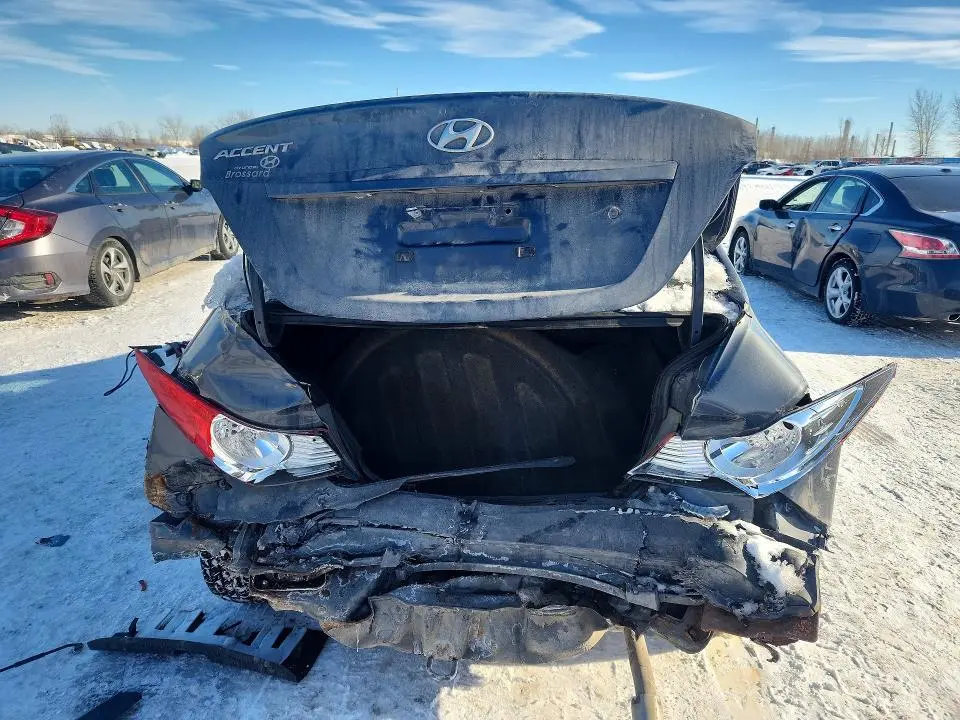 2012 HYUNDAI ACCENT GLS  