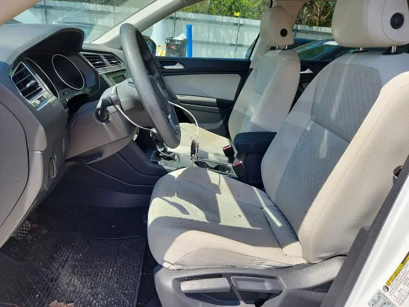 2019 VOLKSWAGEN TIGUAN S  