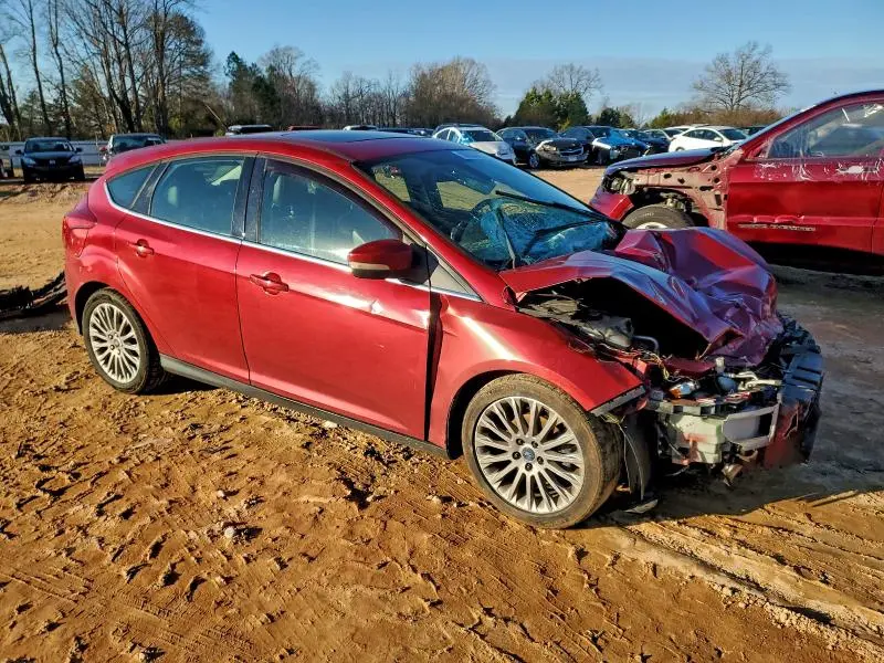 2012 FORD FOCUS TITANIUM  