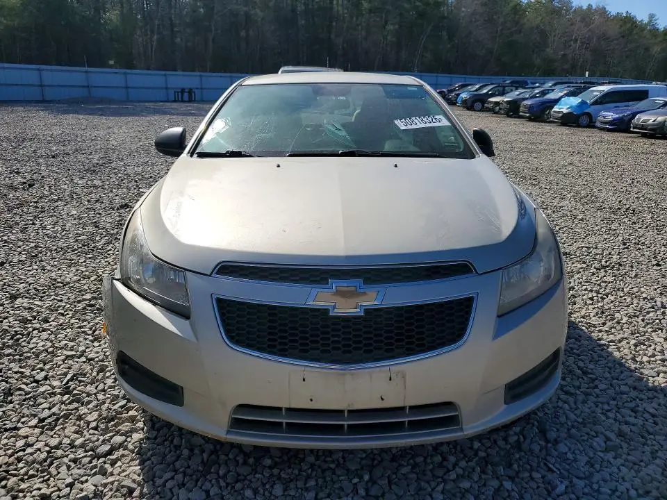 2013 CHEVROLET CRUZE LS  