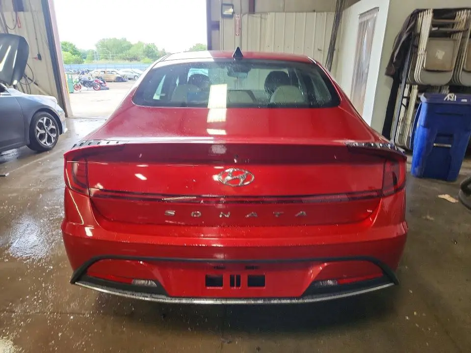 2020 HYUNDAI SONATA SE  