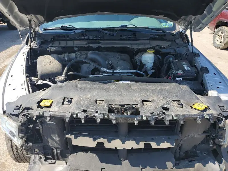 2017 RAM 1500 SLT  