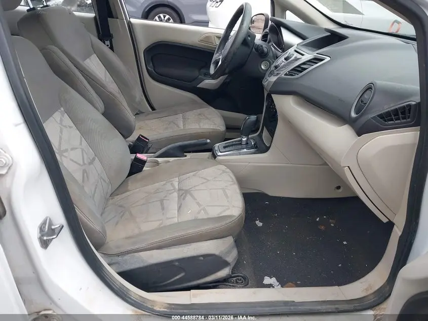 2013 FORD FIESTA SE