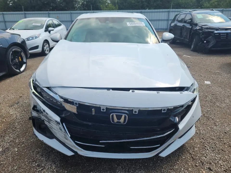 2022 HONDA ACCORD TOURING HYBRID  