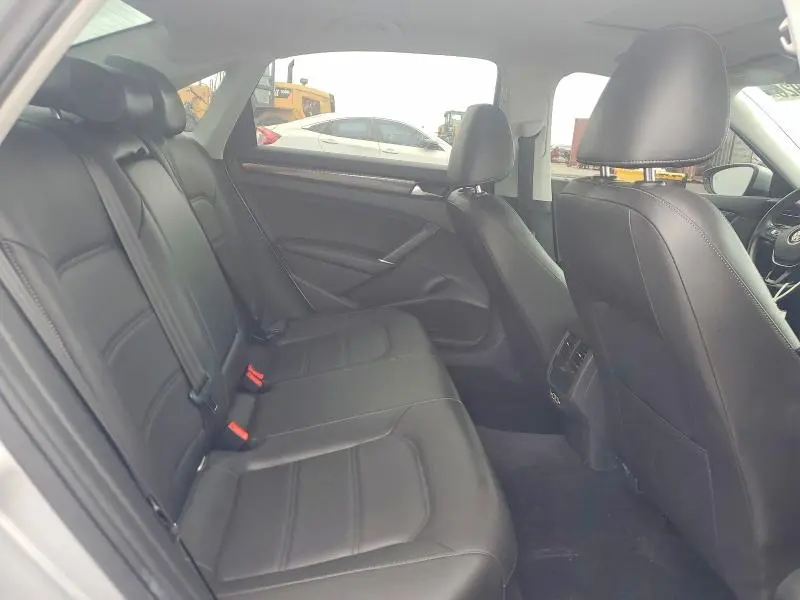 2020 VOLKSWAGEN PASSAT R-LINE  
