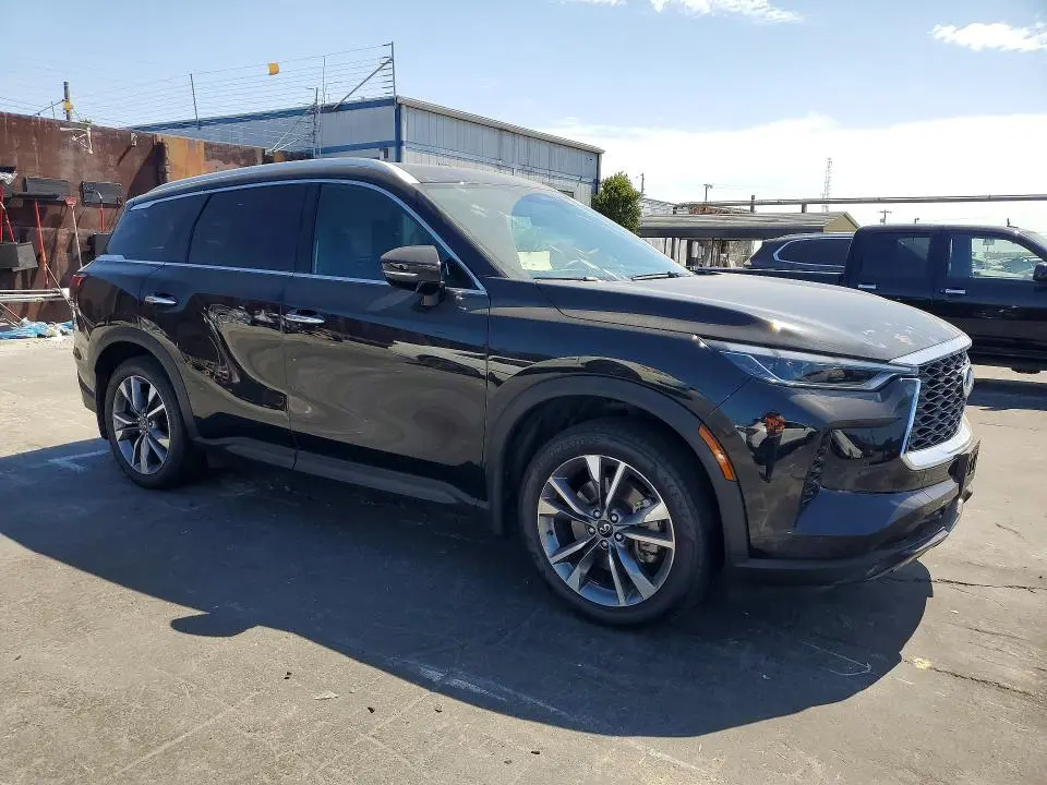2024 INFINITI QX60 LUXE  