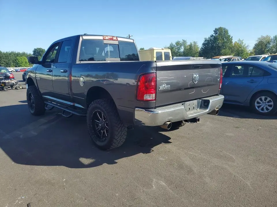 2014 RAM 1500 SLT  