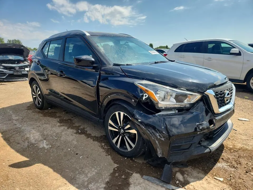 2019 NISSAN KICKS SV  