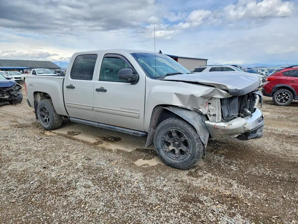 2011 CHEVROLET SILVERADO K1500 LT  