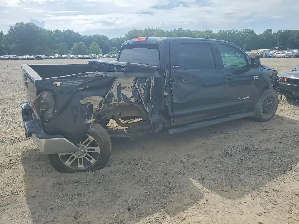 2014 TOYOTA TUNDRA CREWMAX SR5  