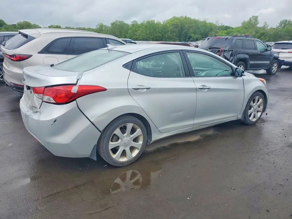 2013 HYUNDAI ELANTRA LIMITED  