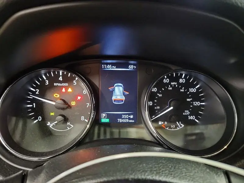2017 NISSAN ROGUE SV  