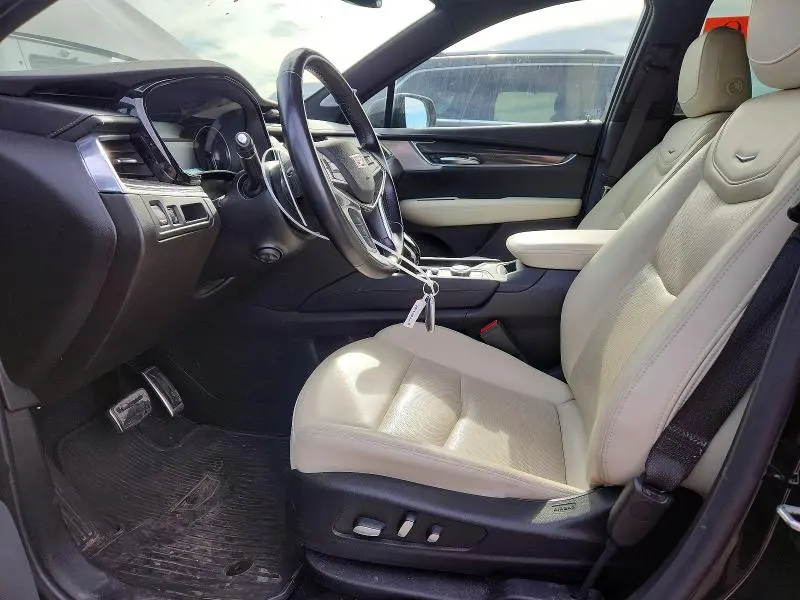 2023 CADILLAC XT5 SPORT  