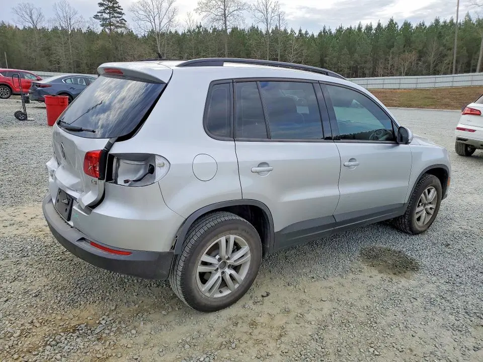 2016 VOLKSWAGEN TIGUAN S  