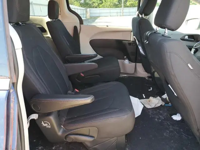 2017 CHRYSLER PACIFICA TOURING L  