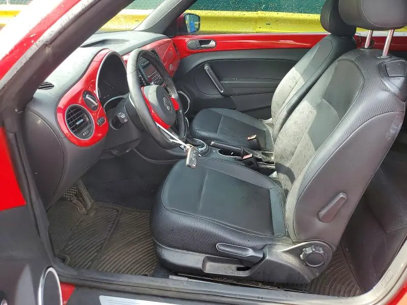 2013 VOLKSWAGEN BEETLE   