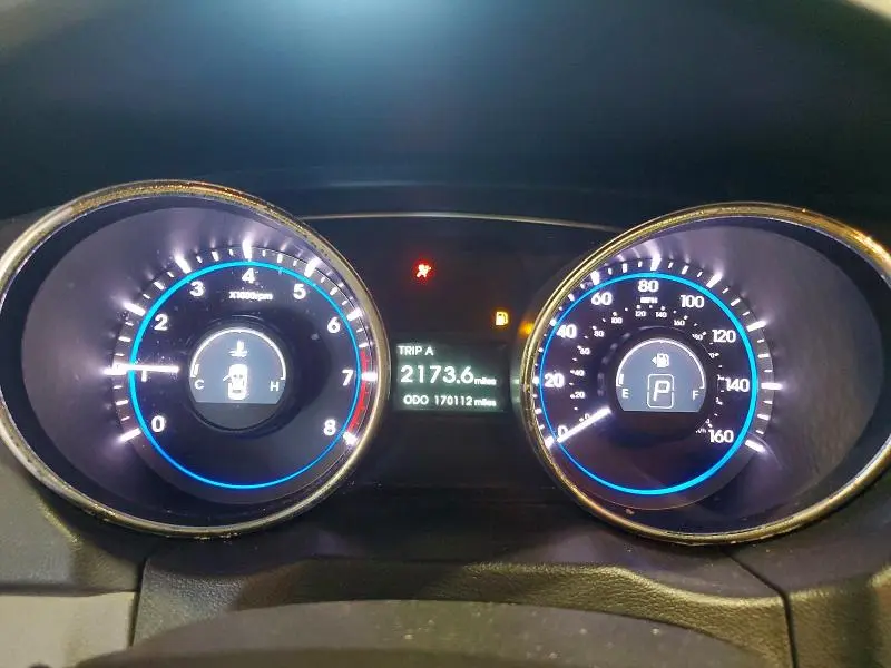 2011 HYUNDAI SONATA GLS  