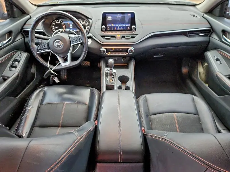 2019 NISSAN ALTIMA SR  