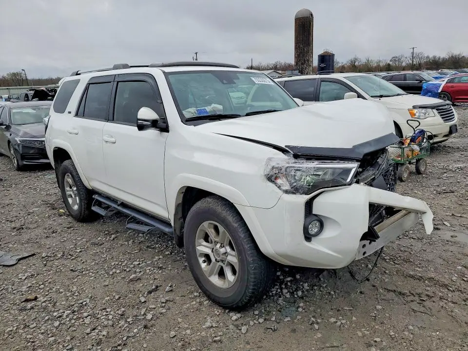 2024 TOYOTA 4RUNNER SR5 PREMIUM  