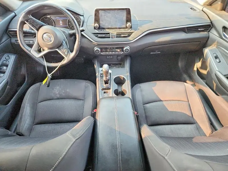 2019 NISSAN ALTIMA SV  