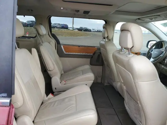 2010 CHRYSLER TOWN & COUNTRY LIMITED  