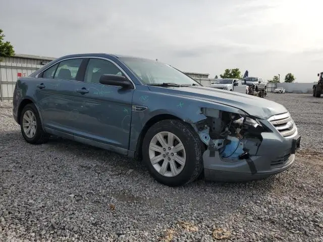 2010 FORD TAURUS SE  