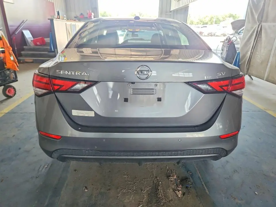 2023 NISSAN SENTRA SV  