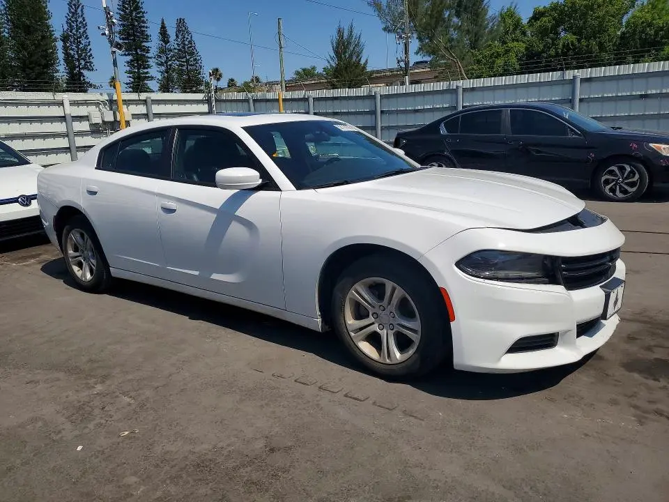 2022 DODGE CHARGER SXT  