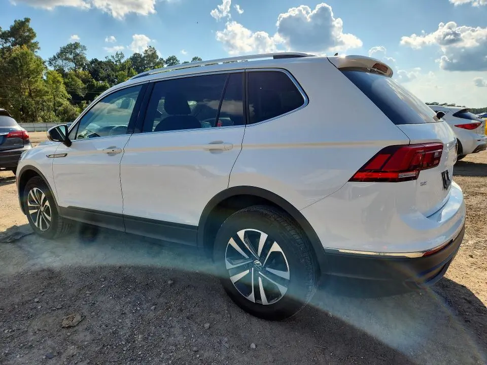 2024 VOLKSWAGEN TIGUAN SE  