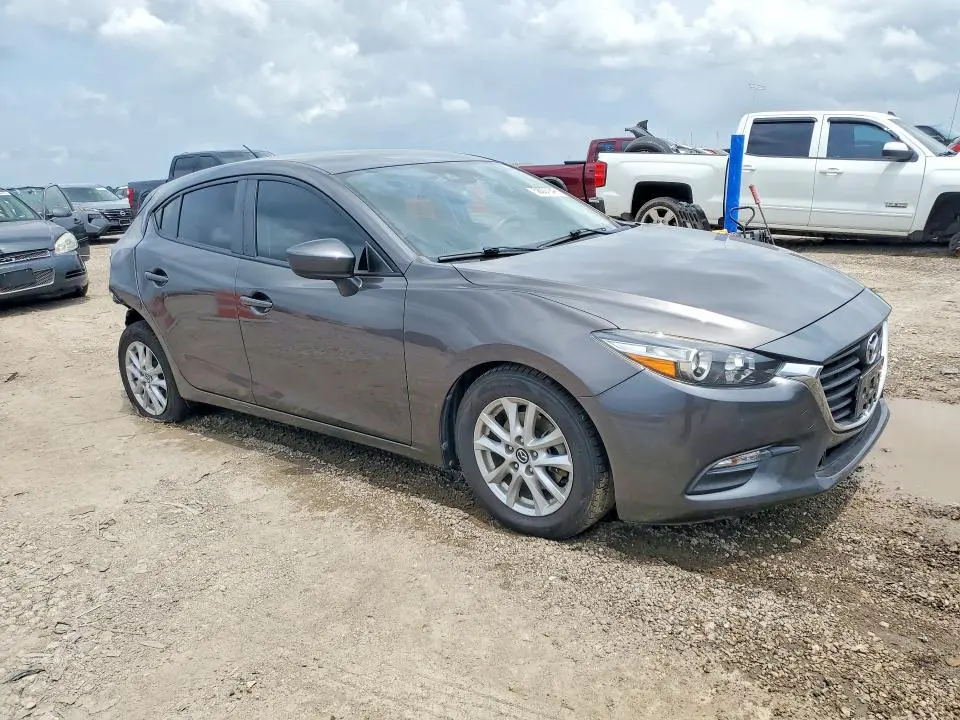 2018 MAZDA 3 SPORT  