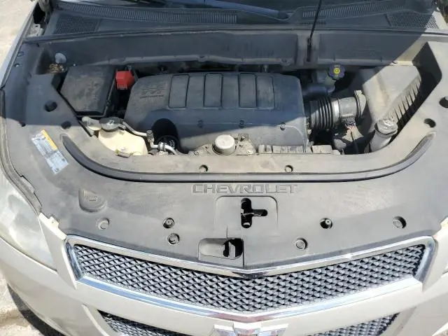 2011 CHEVROLET TRAVERSE LT  