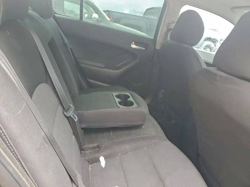 2018 KIA FORTE LX  